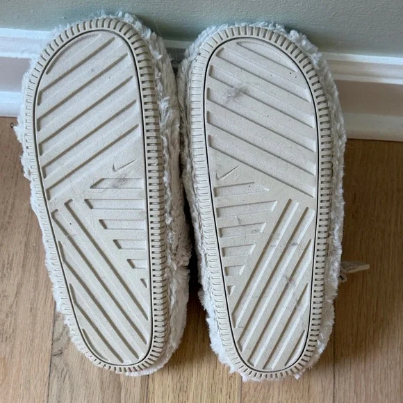 Nike Slide Clogs Slippers Size 8 - Picture 3 of 3